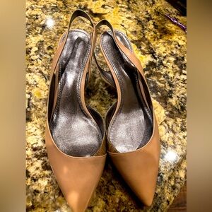 Luxury brand Belle by Sigerson Morrison beige leather pointy slingback mules.